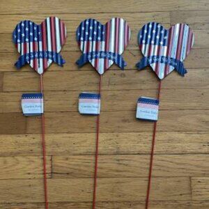 NEW 3 Patriotic Heart Garden Stakes
